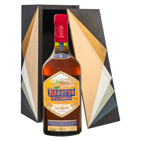 Jose Cuervo Reserva De La Familia Extra Anejo - Liquor Stars